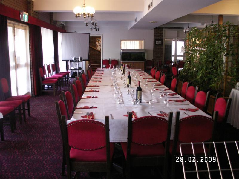 Albury Burvale Motor Inn Buitenkant foto