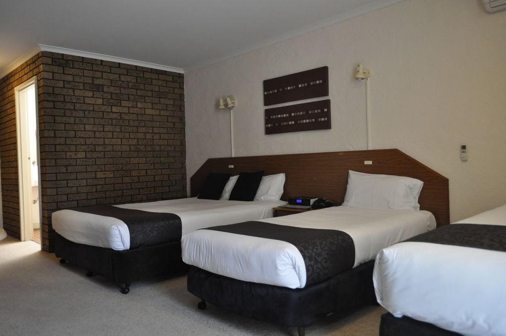 Albury Burvale Motor Inn Buitenkant foto