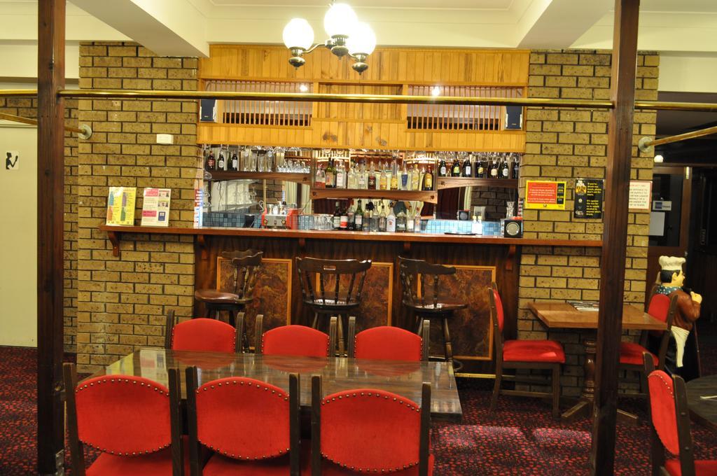 Albury Burvale Motor Inn Buitenkant foto