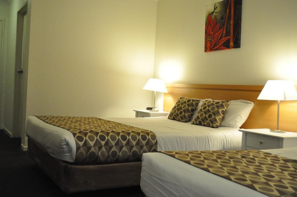Albury Burvale Motor Inn Buitenkant foto