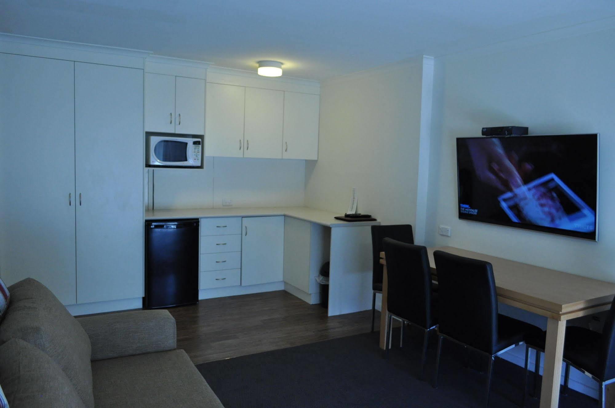 Albury Burvale Motor Inn Buitenkant foto