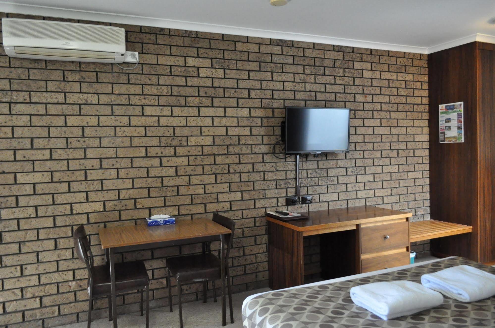 Albury Burvale Motor Inn Buitenkant foto