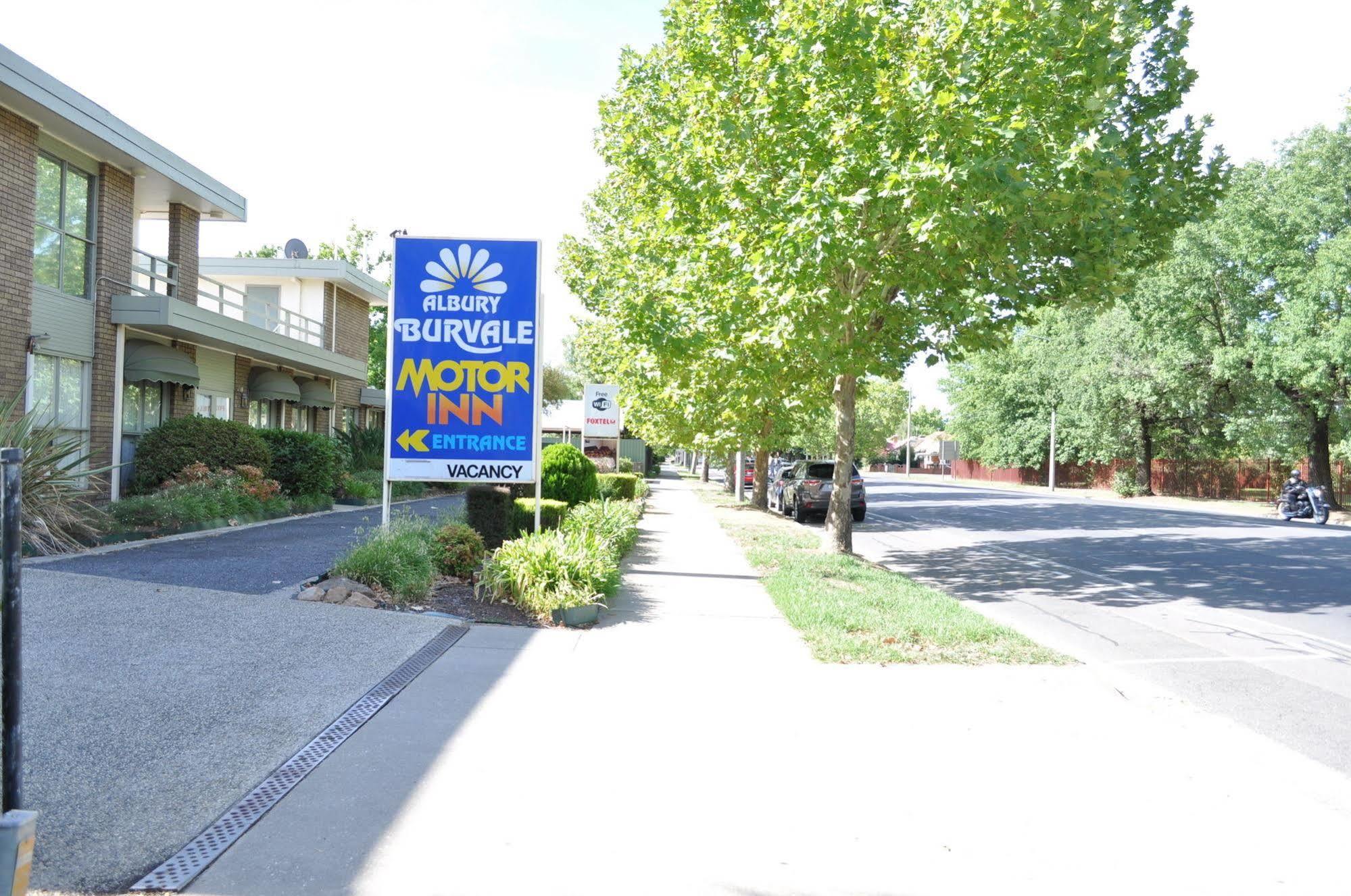 Albury Burvale Motor Inn Buitenkant foto